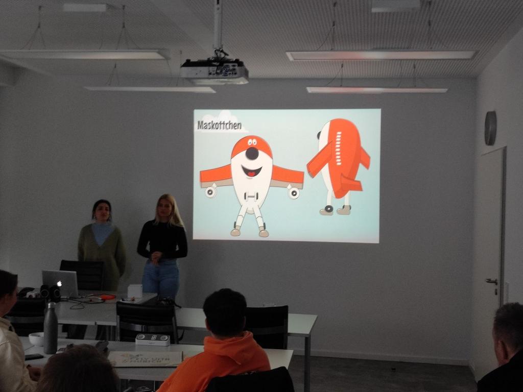 Ausstellungsdesign für die Flughäfen Düsseldorf und München - Maskottchen
