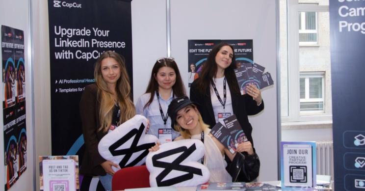 Studierende auf der FMX 2026.jpg