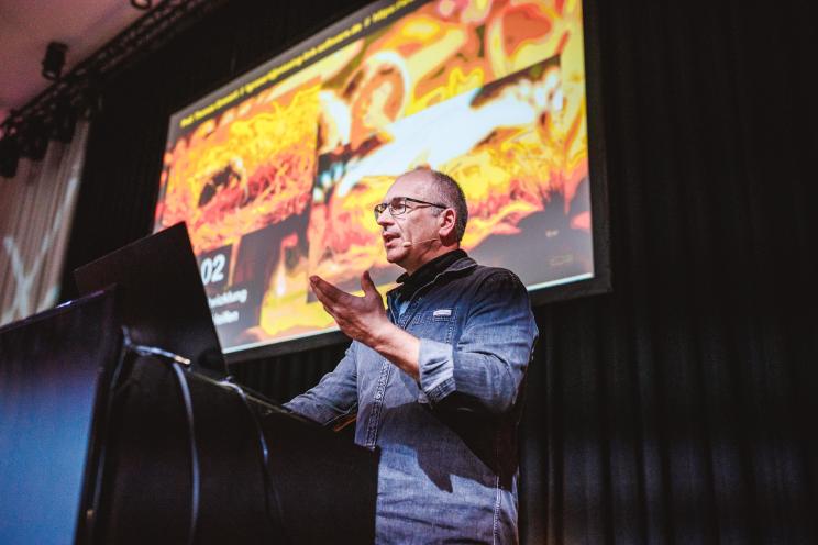 Thomas_Gronert_Speaker_01.jpg
