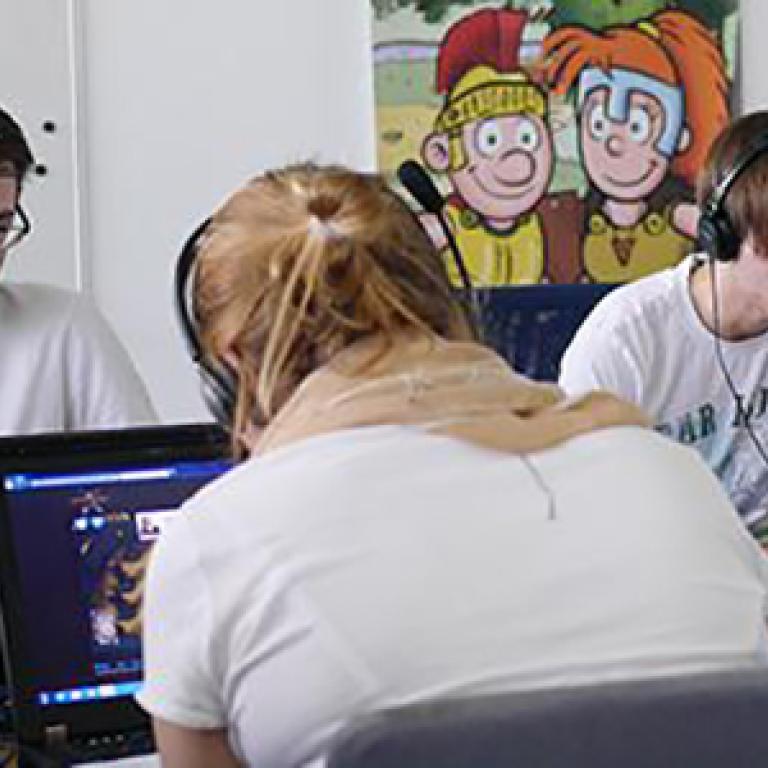 Gamedesign-Studenten der MD.H München testen Spiele bei Travian Games