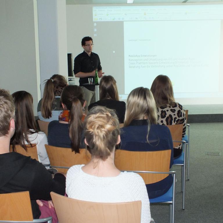 Alumni-Talk: Felix Nakelski