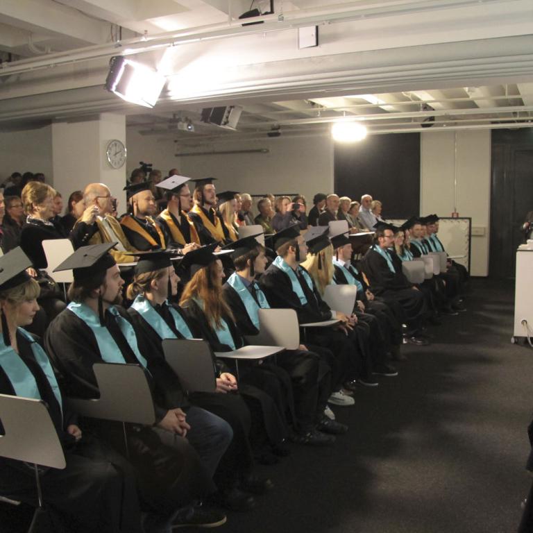 Graduierungsfeier der Herbstabsolventen – Master-Absolventen aus allen drei Fachbereichen, Mediadesign, Gamedesign und Medienmanagement