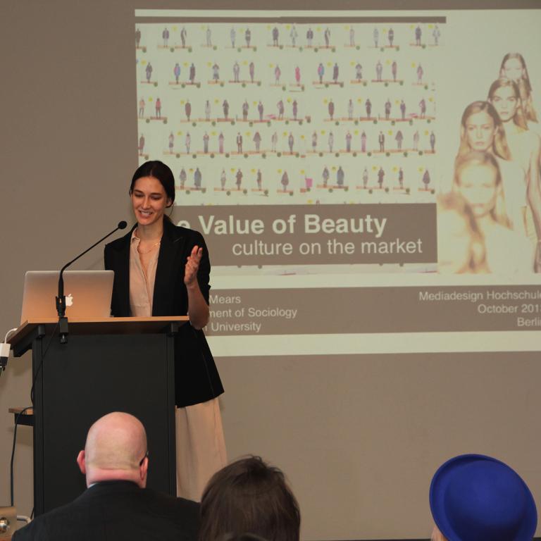 Ashley Mears at the MD.H in Berlin The Value of Beauty: A Lecture about Culture on the Market