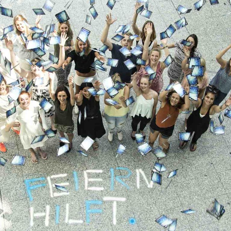 Party machen und dabei Gutes tun: Das Düsseldorfer Studentenprojekt „Feiern hilft“ geht in die nächste Runde