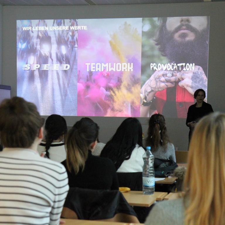 Marketing 4.0 - Mindshare zu Gast in der Marketingvorlesung bei den Modemanagern in Düsseldorf